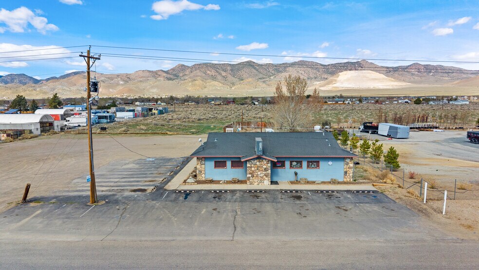 More Photos Of 6008 Frontage rd, Dayton General Retail For Sale