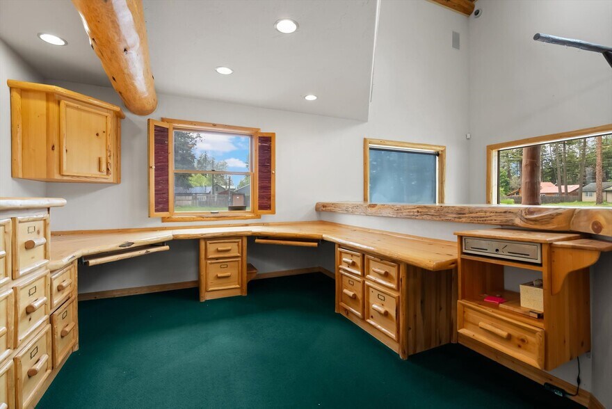 More Photos Of 2400 9th St W, Columbia Falls Freestanding For Sale