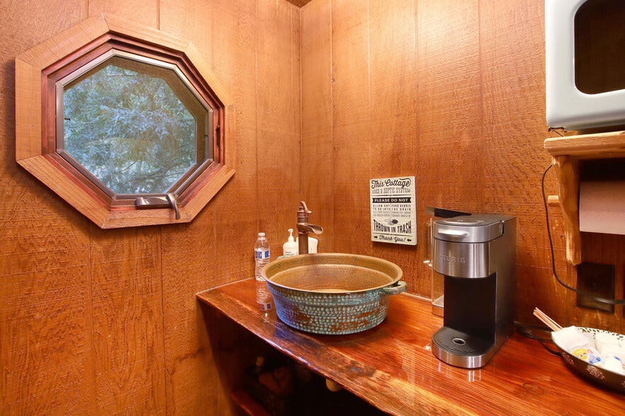 More Photos Of 16770 Redwood Lodge Rd, Los Gatos Lodge Meeting Hall For Sale