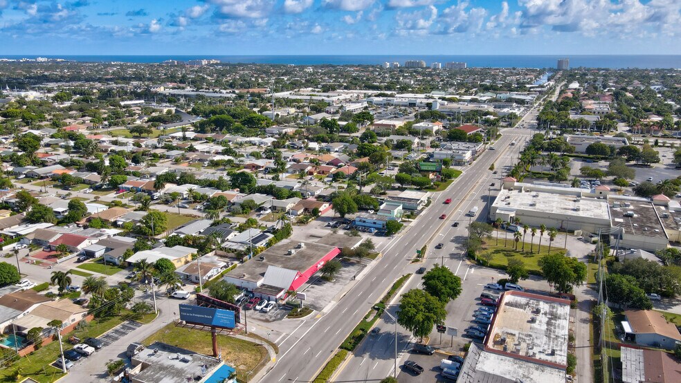 More Photos Of 1601 E Sample Rd, Pompano Beach Freestanding For Lease