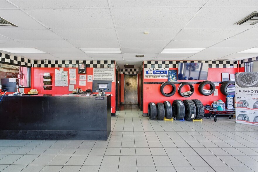 More Photos Of 8730 SW 8th St, Miami Auto Repair For Sale