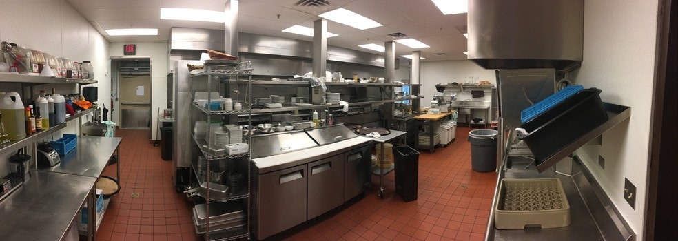 More Photos Of 2400 N Town Center Dr, Washington Restaurant For Sale
