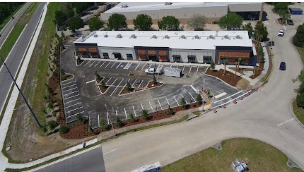 More Photos Of 4451 S Poinciana Blvd, Kissimmee General Retail For Lease