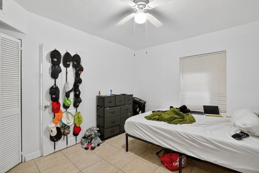 More Photos Of 5925 SW 64th St, South Miami Multifamily For Sale