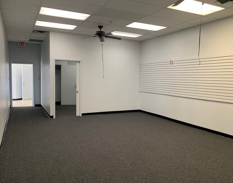 More Photos Of 4121 Montana Ave, El Paso Medical For Lease