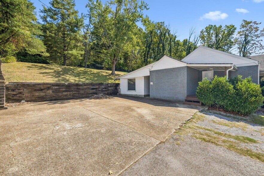 More Photos Of 1332 S Dickerson Rd, Goodlettsville Land For Sale