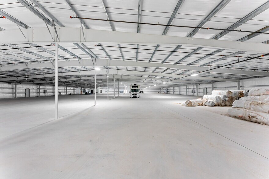 More Photos Of 10012 State Road 52, Hudson General Retail For Sale