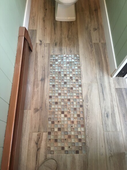 More Photos Of 541-549 Pine St, Burlington Storefront Retail Residential For Sale