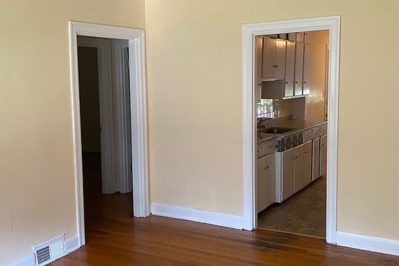 More Photos Of 224 Taylor Dr, Lexington Apartments For Sale