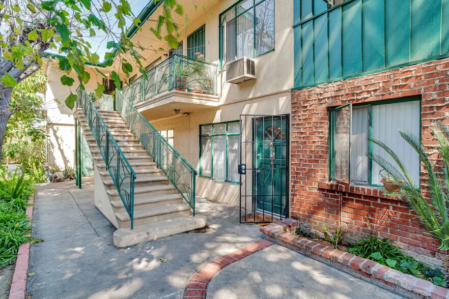 More Photos Of 15915-15919 Sherman Way, Van Nuys Apartments For Sale