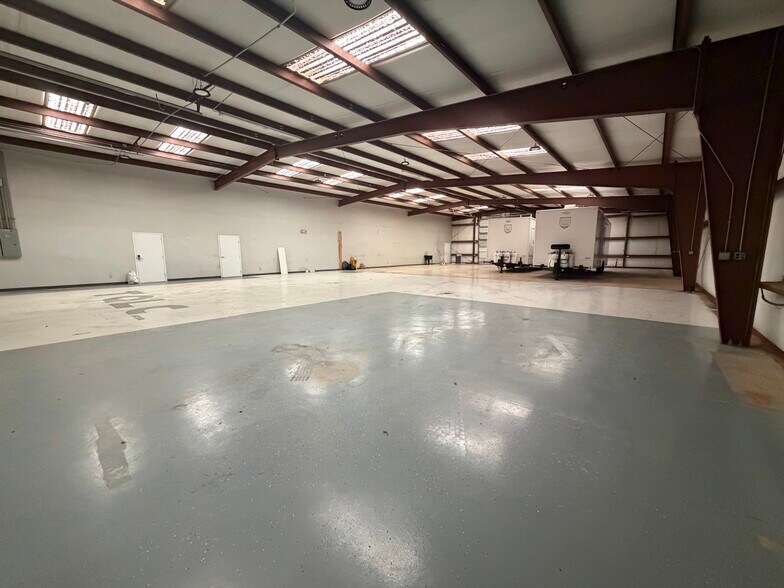 More Photos Of 2991 New Hopewell Rd, Hartsville Industrial For Lease