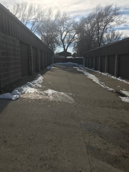 More Photos Of 2087 N Main St, Sunset Freestanding For Sale