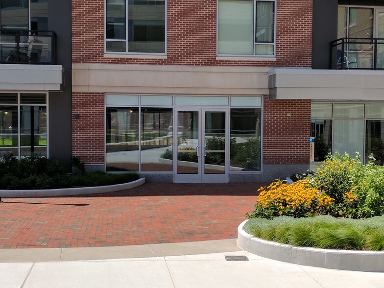 2844 Merrimack St, Haverhill, MA 01830 MultiFamily For Lease