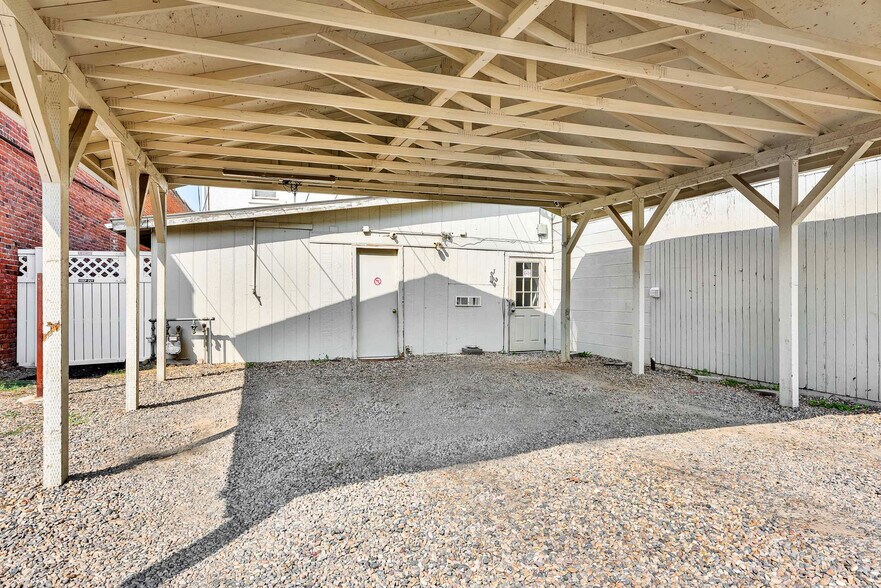 More Photos Of 16 N Main St, Payette Storefront Retail Residential For Sale