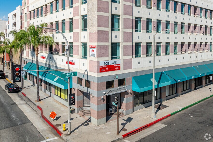 More Photos Of 301-317 W Main St, Alhambra Loft Creative Space For Sale