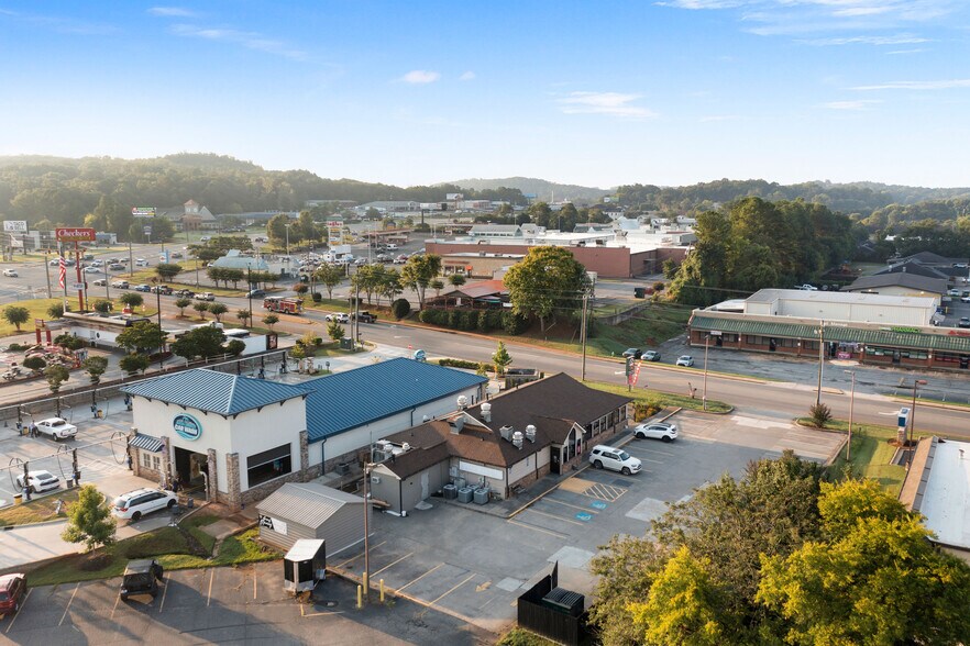 More Photos Of 140 E Felton Rd, Cartersville Restaurant For Sale