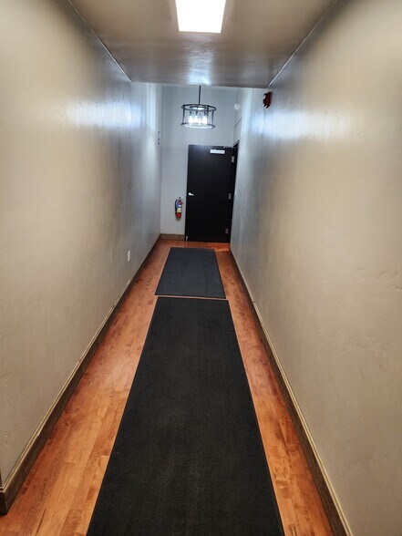 More Photos Of 142-144 N K St, Tulare Restaurant For Sale