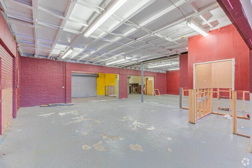 More Photos Of 1705-1727 National City Blvd, National City Auto Dealership For Lease