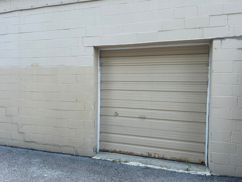 More Photos Of 918-948 W Patapsco Ave, Baltimore Warehouse For Lease