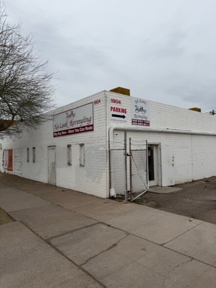 More Photos Of 1904-1910 E Washington St, Phoenix Warehouse For Sale
