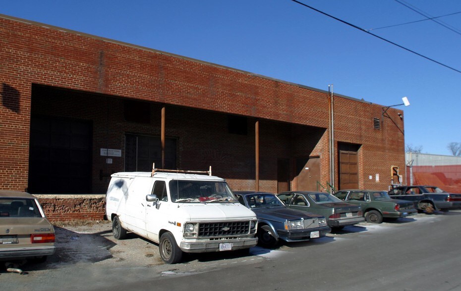 More Photos Of 500 Emerson St NE, Washington Warehouse For Lease