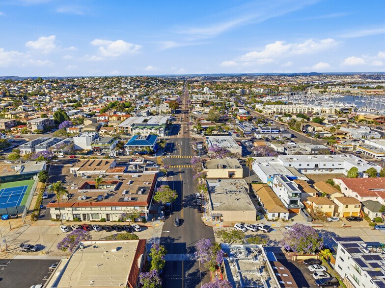 More Photos Of 1051-1065 Rosecrans St, San Diego Storefront Retail Residential For Sale