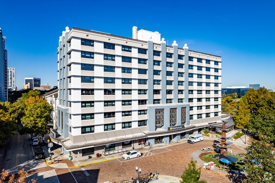 Primary Photo Of 425 E Central Blvd, Orlando Apartments For Lease