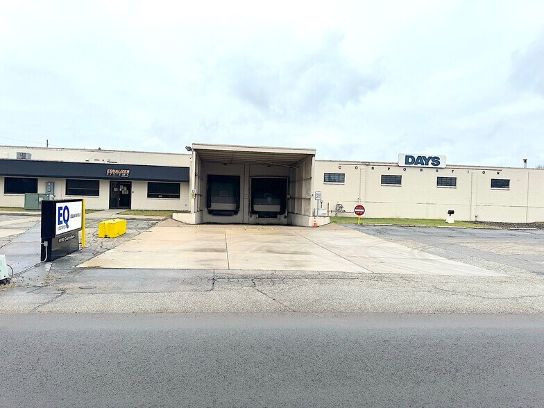 More Photos Of 55169 County Road 3, Elkhart Manufacturing For Lease