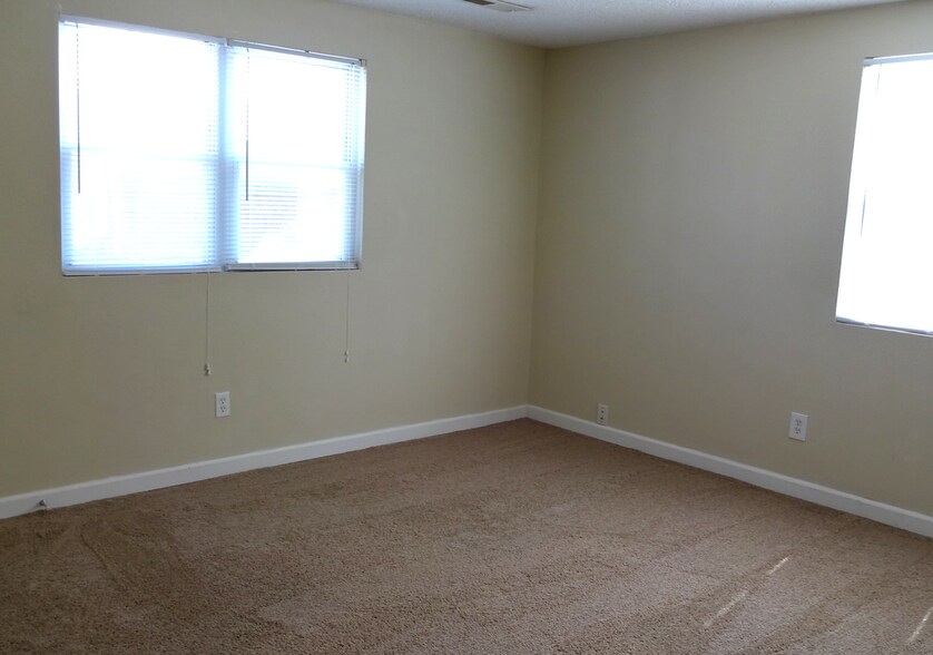 More Photos Of 2111 Lincoln Ave, Granite City Multifamily For Sale