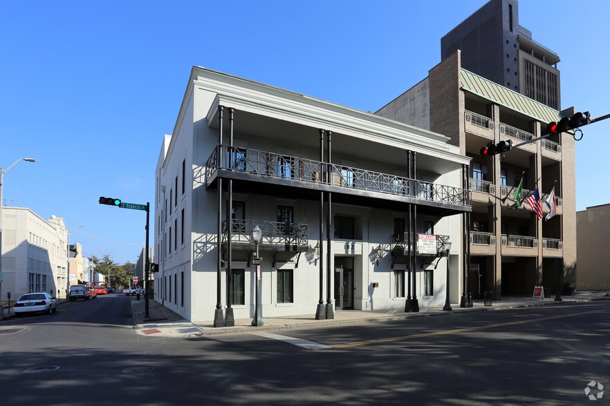 More Photos Of 182 St Francis St, Mobile Office For Lease