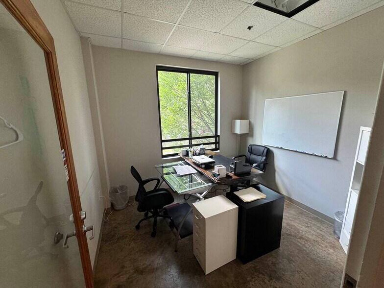 More Photos Of 605 W Main St, Carrboro Medical For Sale