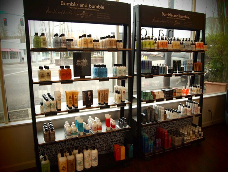 More Photos Of 2000-2018 NE Sandy Blvd, Portland Storefront Retail Office For Lease