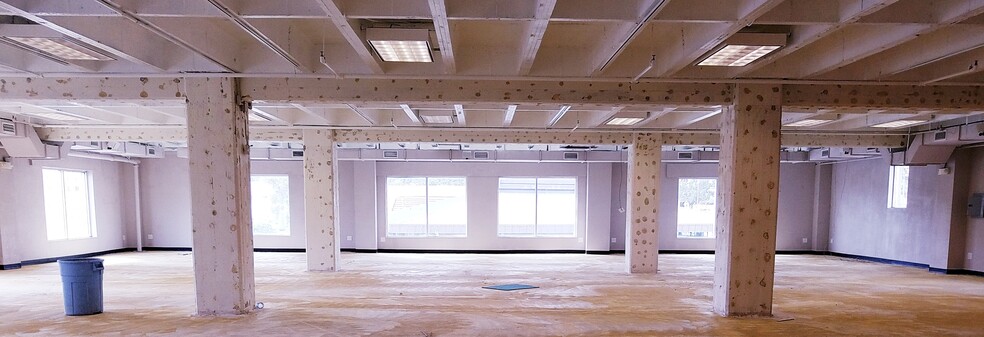 More Photos Of 1743-1745 S El Camino Real, San Mateo Storefront Retail Office For Lease