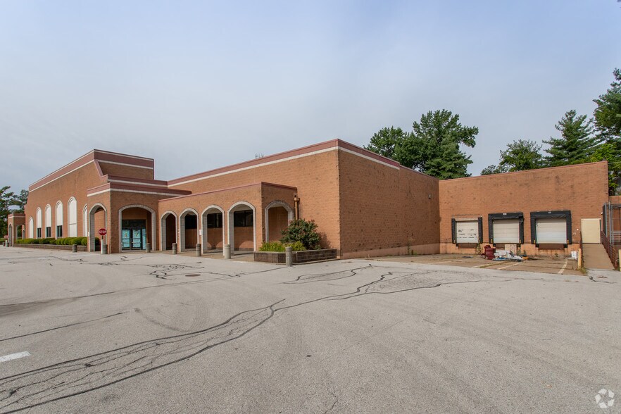 1225 S Florissant Rd  