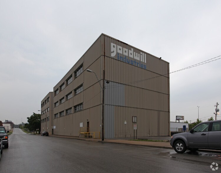 More Photos Of 1817 Campbell St, Kansas City Office For Sale