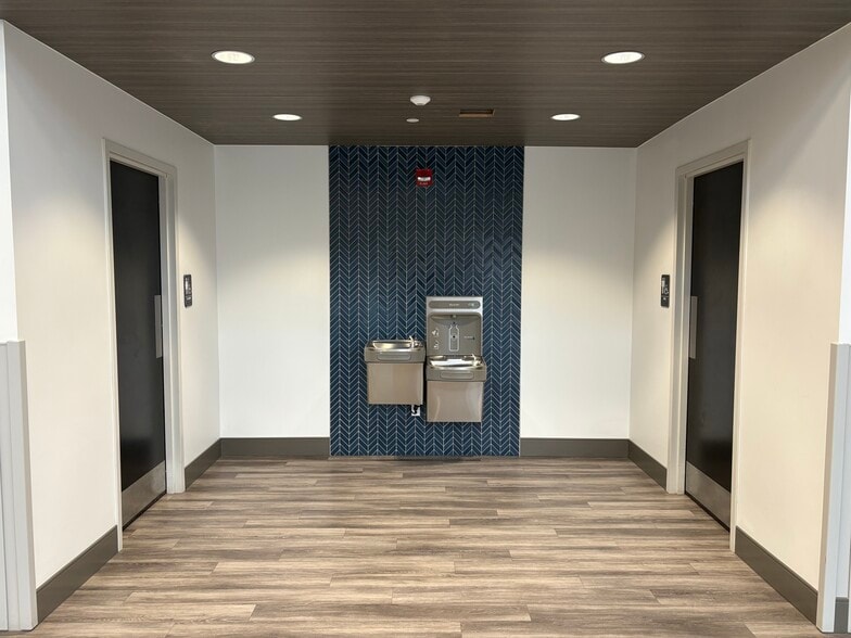 More Photos Of 80 Matthew Dr, Uniontown Medical For Lease