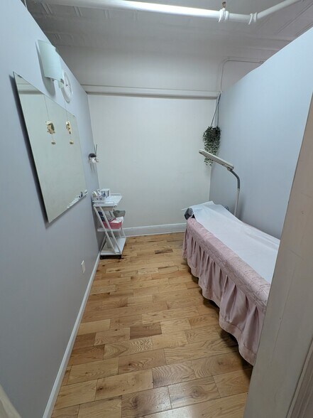 More Photos Of 56 W 39th St, New York Office For Lease