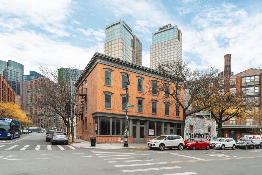 More Photos Of 1139-1141 Manhattan Ave, Brooklyn Apartments For Sale