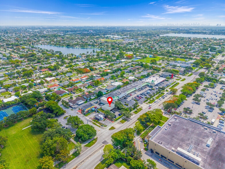 More Photos Of 9465 SW 56th St, Miami Freestanding For Sale