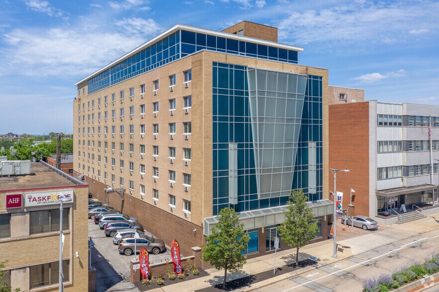 More Photos Of 2901 Euclid Ave, Cleveland Apartments For Sale