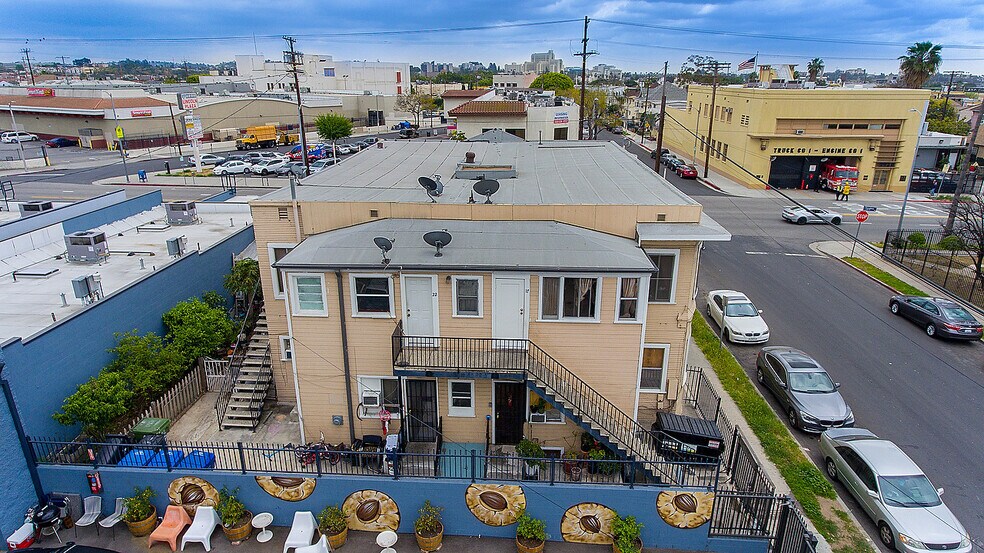 More Photos Of 2301 Pasadena Ave, Los Angeles Apartments For Sale