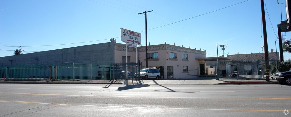 More Photos Of 8277 Lankershim Blvd, North Hollywood Warehouse For Lease