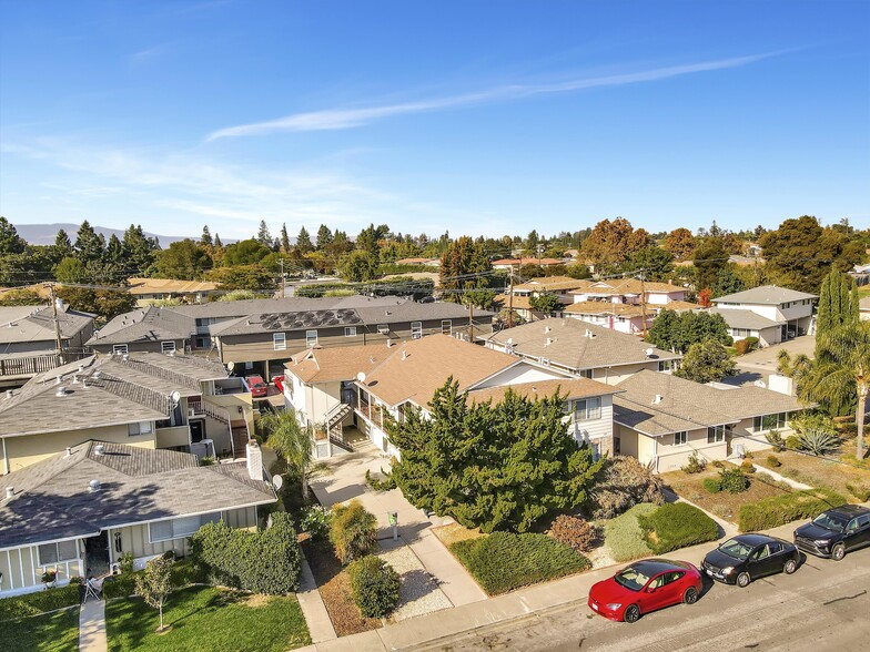 Primary Photo Of 184 Roxbury St, Santa Clara Apartments For Sale