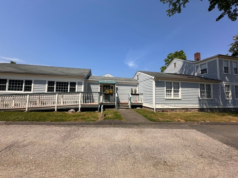 More Photos Of 13 Park St, Norwalk Office For Lease