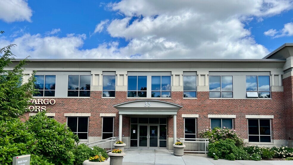 More Photos Of 35 Centerra Pky, Lebanon Office For Lease