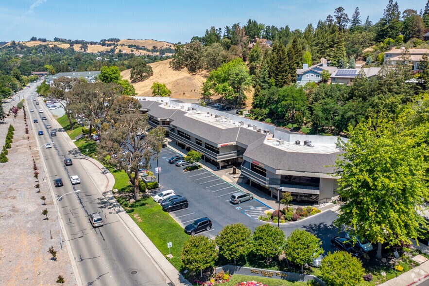 More Photos Of 1800-1896 Tice Valley Blvd, Walnut Creek Office For Lease