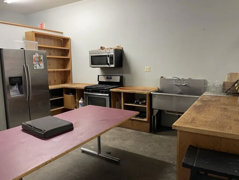 More Photos Of 100 Cherry Tree Hill Ln, Barton Apartments For Sale