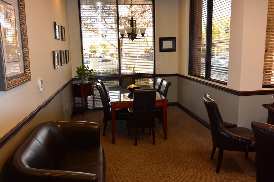 More Photos Of 1880 E Warm Springs Rd, Las Vegas Loft Creative Space For Sale