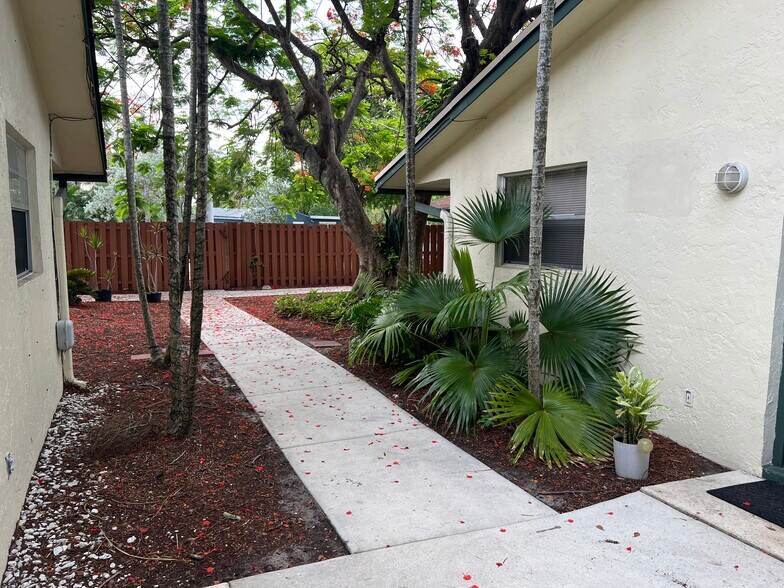 More Photos Of 1450-1480 SW 2nd Ave, Dania Beach Apartments For Sale