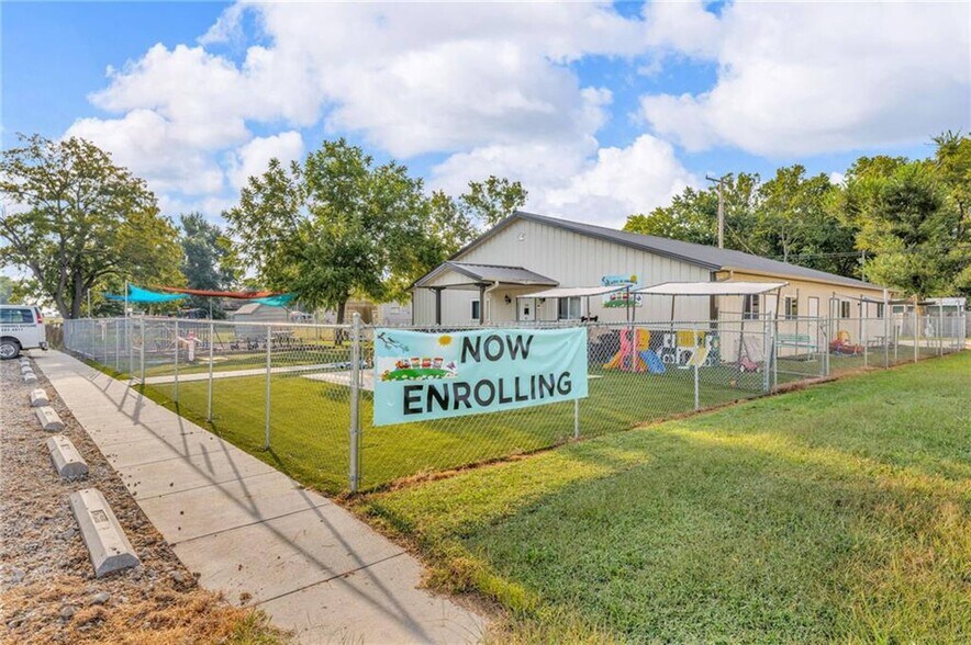 More Photos Of 109 E Railroad St, Silver Lake Daycare Center For Sale